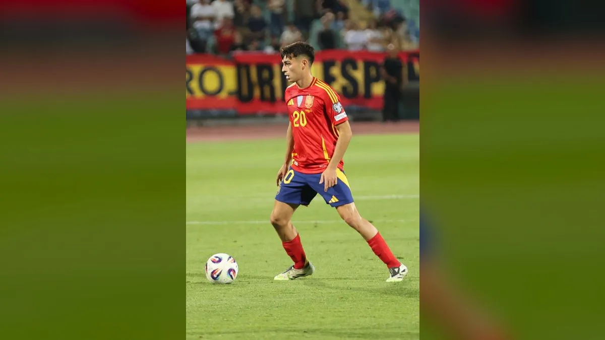 Jogadores da seleção espanhola comemorando classificação para a final da Copa do Mundo 2026 após vitória por 2×0 sobre a França na semifinal em Dallas