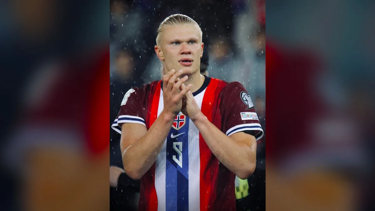 Erling Haaland aplaude a torcida com a camisa da seleção da Noruega na Copa do Mundo 2026