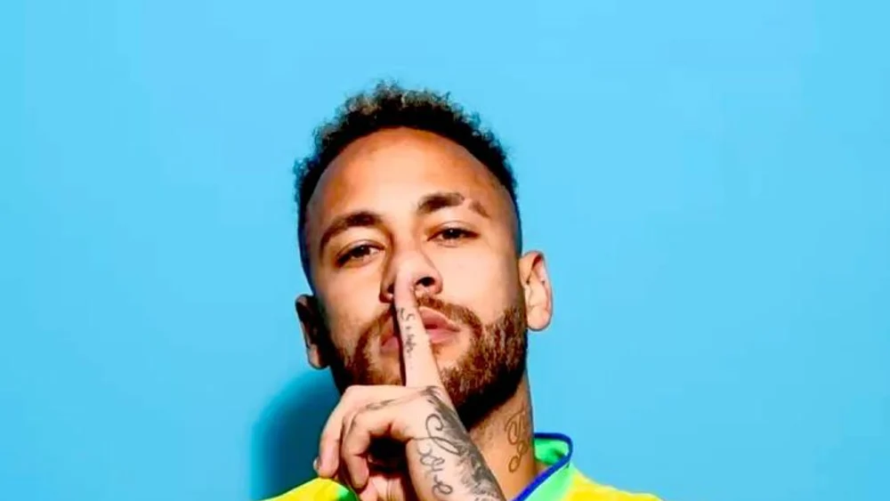 Neymar com a camisa da Seleção Brasileira